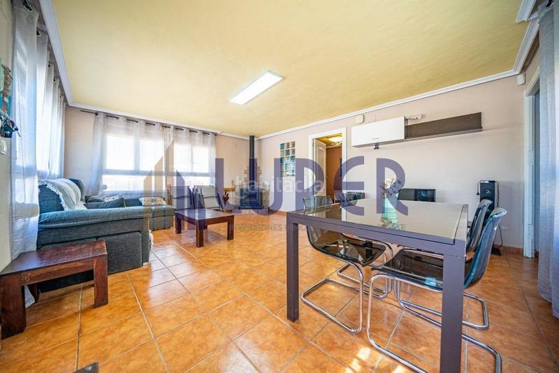 Foto 54613683-2101-4333-a630-c37a4c462181. Xalet amb aparcament piscina a Los Girasoles Sant Vicent del Raspeig