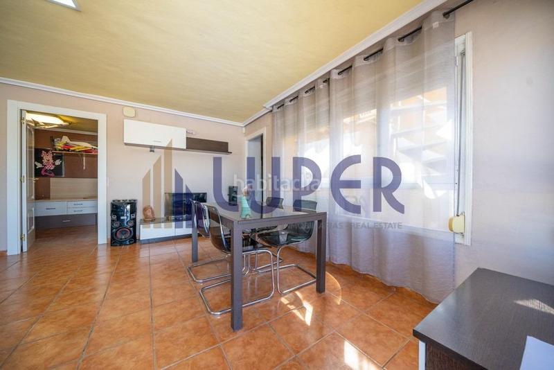 Foto 74e29cb1-a714-4ee3-a0d9-ccd238e18685. Xalet amb aparcament piscina a Los Girasoles Sant Vicent del Raspeig