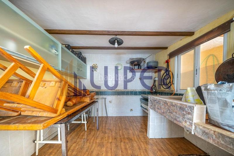 Foto a5fdcf08-a002-485a-8102-66175a5ade8d. Xalet amb aparcament piscina a Los Girasoles Sant Vicent del Raspeig