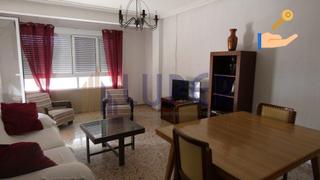 Rent Flat in Norte. Piso de alquiler en san vicente zona centro.