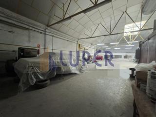 Alquiler Local Comercial en Florida Alta. Excelente oportunidad en cuidad de asís, alicante! se alquila un