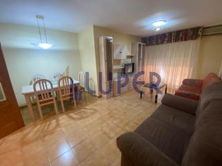 Location Appartement à Centro. Piso en alquiler cerca de la biblioteca