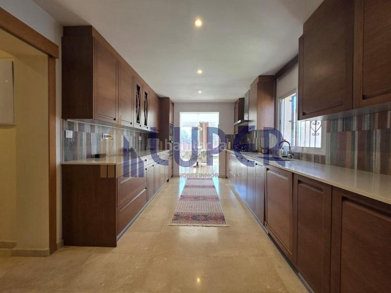 Foto 45fd6bba-e122-4f40-b972-26a29c5ba510. Rent chalet in Sol y Luz Sant Vicent del Raspeig