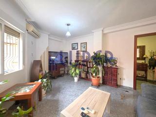 Pis en Centro. Oportunidad piso en san vicente  zona apeadero