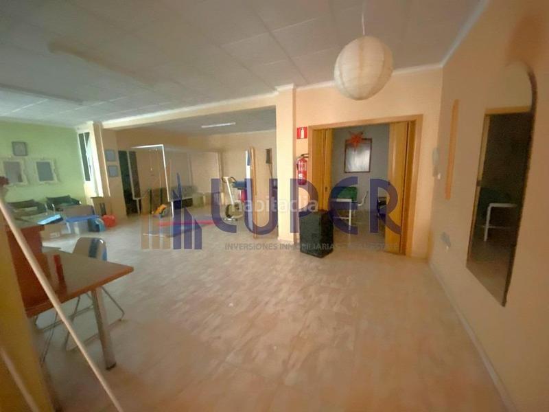 Foto 21999574-cfb8-403c-b9c6-9c5b3a1f23df. Local commercial dans Castalla