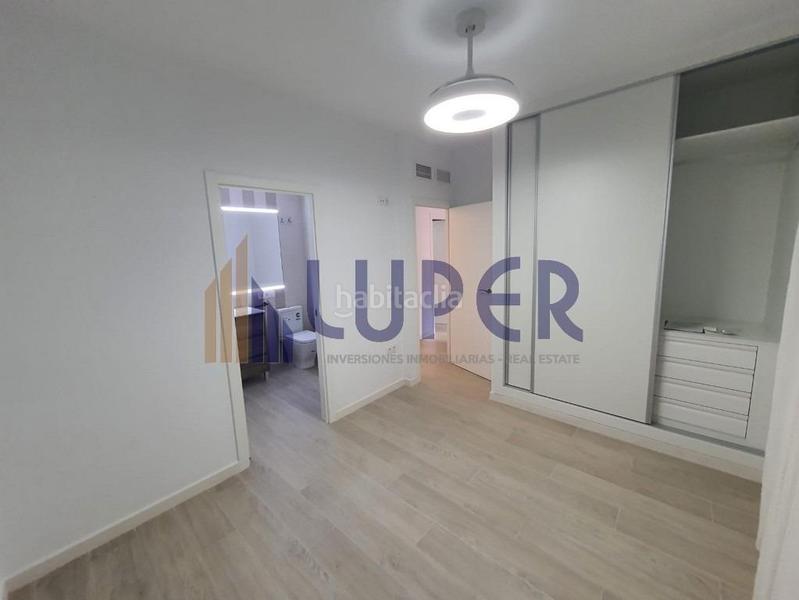 Foto 97f054bb-ac05-462a-aad0-4275a2fbb6a8. Chalet  reformado , urbanización terol en Tibi