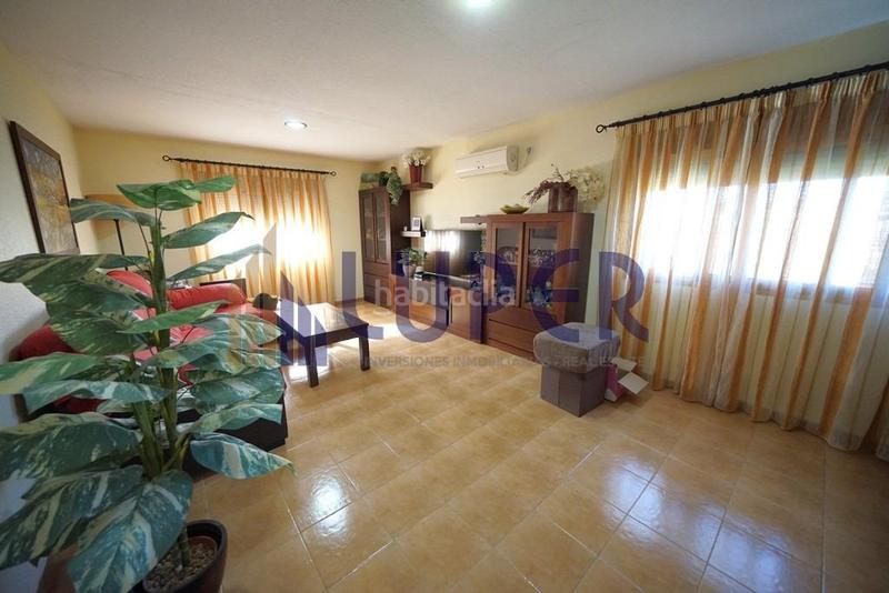 Foto ec587aee-6422-4575-a45c-4cd9827a811f. Mas avec parking piscine dans Agost