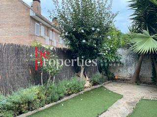 Casa adossada a Carrer de la plana 1c