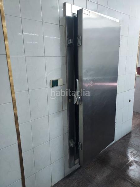 Foto 63a4ab9c-b985-4c35-a90a-2957fbb1e051. Alquiler local comercial en Reina Victoria - Miguel Hernández Elche / Elx