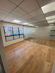 Location Bureau à Avenida alfonso el sabio 2. Alquiler de oficina en avenida alfonso el sabio esquina con call