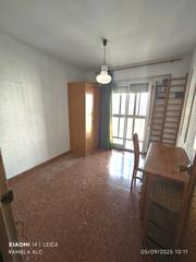 Etagenwohnung in Avenida salamanca 15. Piso en venta en avenida salamanca