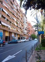 Lloguer Local Comercial en Avinguda oscar espla 15. Alquiler de local en avenida oscar espla