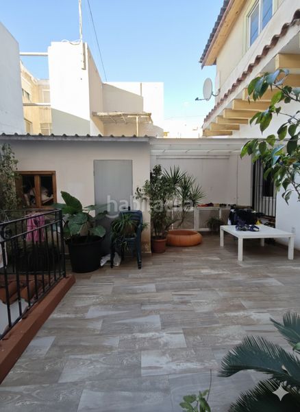 Foto e39ae808-6818-4b02-ada2-dd66347ab04a. Casa amb xemeneia calefacció a Carolinas Bajas Alicante