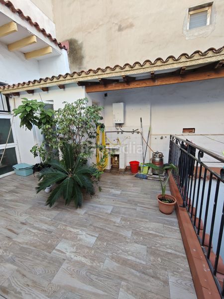 Foto ea8f2612-8d7e-42cd-93a3-671e8205eb00. Casa amb xemeneia calefacció a Carolinas Bajas Alicante