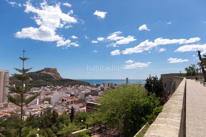 Foto f0e0dcb6-45d5-4645-a1d6-dafcc4f5d96b. Tríplex amb calefacció aparcament a Campoamor Alicante