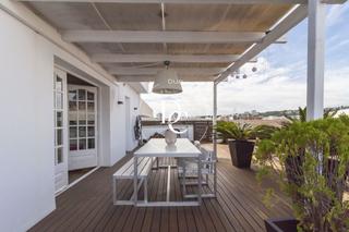 Àtic  Carrer de l'illa de cuba. Ático de 206 m2 con vistas y terraza en venta en centre, sitges