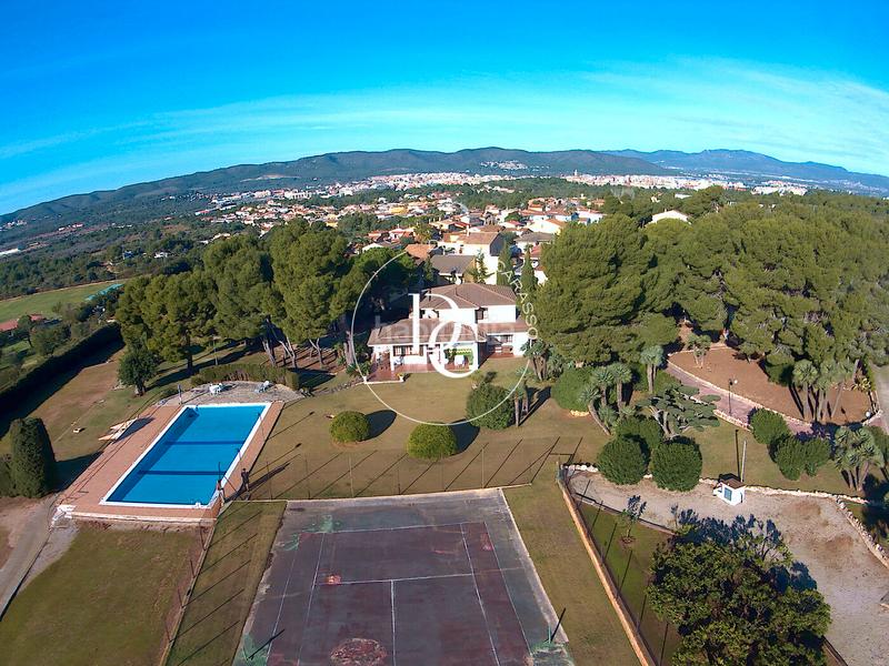 Foto d2406cf2-eaf2-4c51-8ba4-3b5a8ff94fab. Casa amb calefacció aparcament piscina a La Franquesa-Oasis Park Vendrell (El)