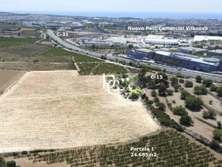 Terreny residencial  Poligon. Parcela de 19833 m2 en venta en masia en notari, vilanova i la g