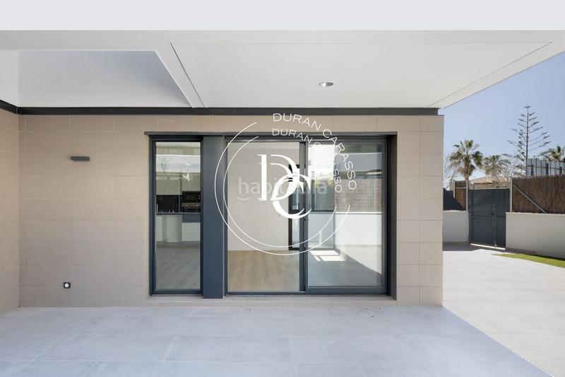 Foto b708fa89-93d3-42c0-a109-7a29dafd7162. Piso  de 155 m2 con piscina, vistas y terraza en venta en laragai, en Vilanova i la Geltrú