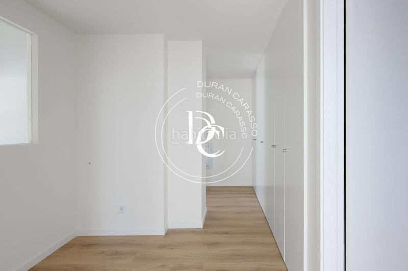 Foto e3e0c2ef-7dd3-49c6-ba39-18405a1792c5. Piso  de 155 m2 con piscina, vistas y terraza en venta en laragai, en Vilanova i la Geltrú