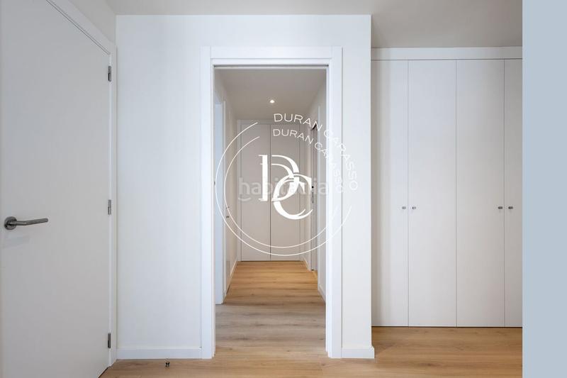 Foto ed6ec059-a017-4bfa-8387-560db735bd0d. Piso  de 155 m2 con piscina, vistas y terraza en venta en laragai, en Vilanova i la Geltrú