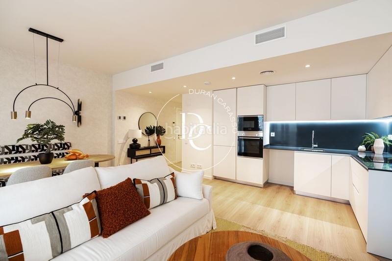 Foto ff8336cf-dd9e-4c1f-9ac7-806e006e9300. Ático  de 155 m2 con piscina, vistas y terraza en venta en laragai, en Vilanova i la Geltrú