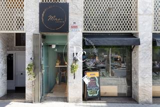 Locale commerciale  Rambla de la pau. Local comercial de 112 m2 en venta en barri de mar, vilanova i l