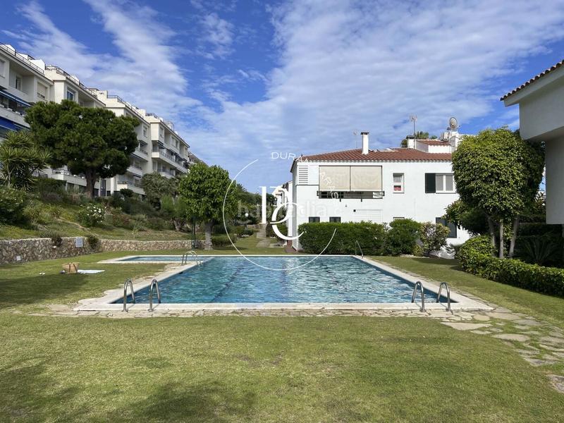 Foto 59faee88-3e6a-49ab-b5cd-482c7ff9de24. Miete haus mit heizung parking pool in Aiguadolç - Sant Sebastià Sitges