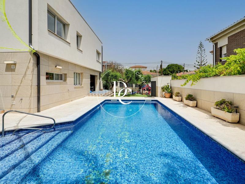 Foto d5d35a3b-d70b-46f6-94b0-267787c88264. Casa amb calefacció a Calafell poble Calafell
