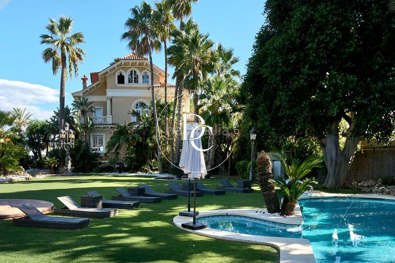 Foto bbbf7749-9fec-47f0-b5b8-20dc7a7aaac0. Casa amb calefacció piscina a Can Girona - Terramar - Vinyet Sitges