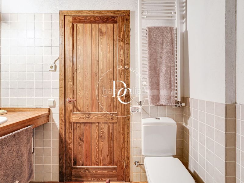 Foto b9a6734d-68ea-46c4-8512-b76a3c5fa200. Location maison avec chauffage parking piscine dans Das