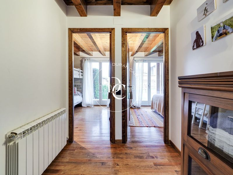 Foto fb630741-1523-488e-b9c3-e5f249869584. Location maison avec chauffage parking piscine dans Das