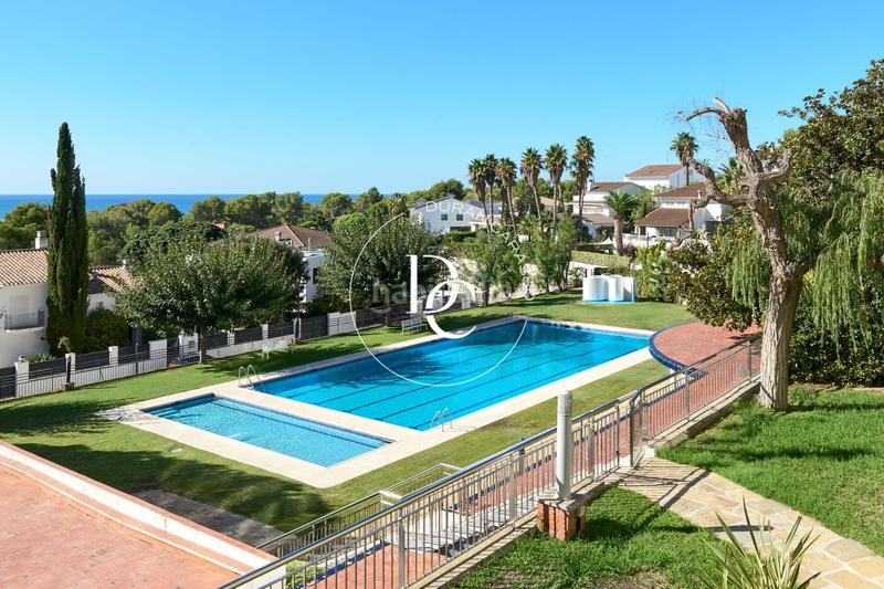 Foto 512f4ad4-a734-471a-8177-7a66cbf9a4bf. Piso  de 151 m2 con vistas y terraza en venta en santa bàrbara, en Sitges