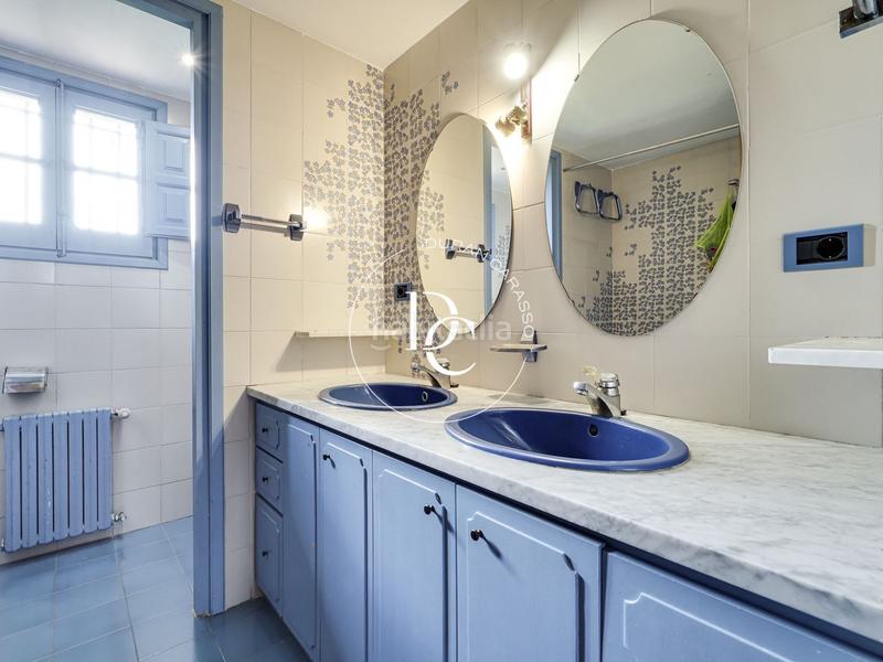 Foto 35b9ab44-4a7a-45e2-939d-72845da6ef96. Masía  de lujo de 420 m2 con piscina y vistas en venta en font rubí en Font-rubí