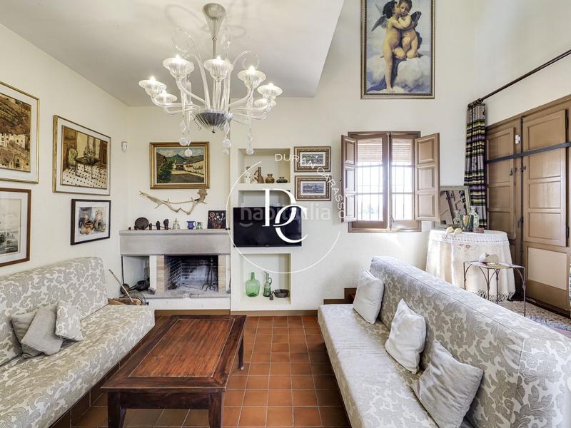 Foto a21ddac0-d405-49b3-8d94-e9bebf2215bd. Masía  de lujo de 420 m2 con piscina y vistas en venta en font rubí en Font-rubí