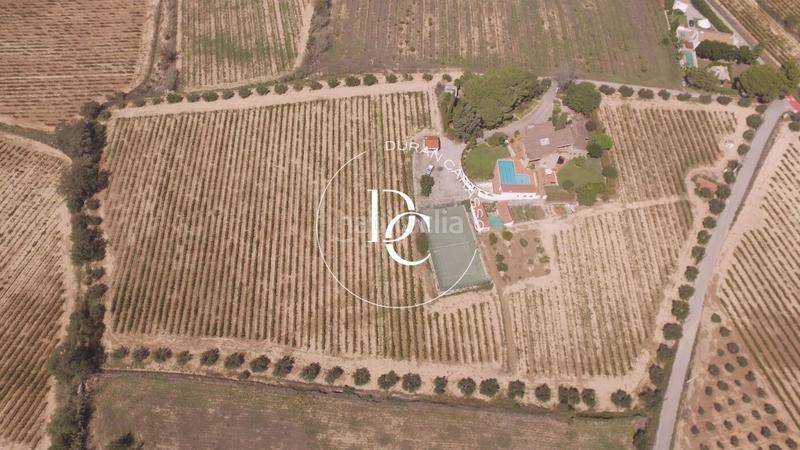 Foto a3aab60d-811f-49f4-9b54-c975d00cabdf. Masía  de lujo de 420 m2 con piscina y vistas en venta en font rubí en Font-rubí