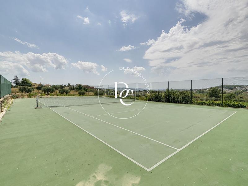 Foto a55c782f-54ca-4183-92b5-7787f2c503cc. Masía  de lujo de 420 m2 con piscina y vistas en venta en font rubí en Font-rubí