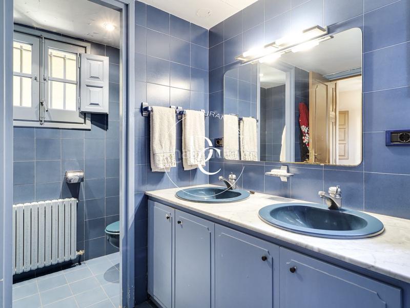 Foto bf113784-0ef8-454e-8f4a-c9735d096c9e. Masía  de lujo de 420 m2 con piscina y vistas en venta en font rubí en Font-rubí