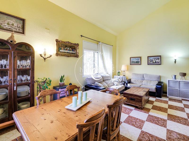 Foto 6106cf4a-9cf3-45bf-b4af-9bcc662a9edd. Maison avec chauffage parking dans Canyelles