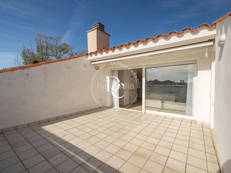 Foto 42d740c2-403c-4d70-91b7-f1a135d178ea. Duplex with heating in Can Girona - Terramar - Vinyet Sitges