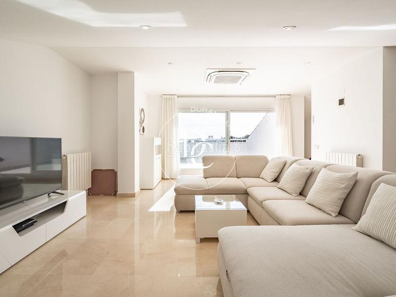 Foto 4a43afa3-a9f6-49d3-bde3-64250641b218. Duplex with heating in Can Girona - Terramar - Vinyet Sitges