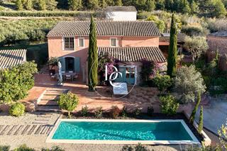 Haus  N/a. Casa de lujo de 360 m2 con piscina y vistas en venta en torrelle