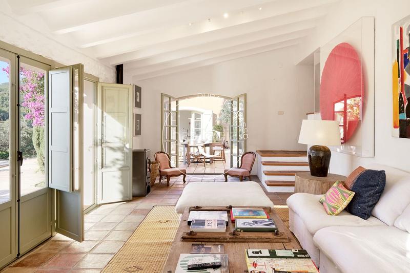 Foto 55b57299-7e4b-4574-89ee-b4f37d2ba178. Haus mit heizung parking pool in Torrelles de Foix