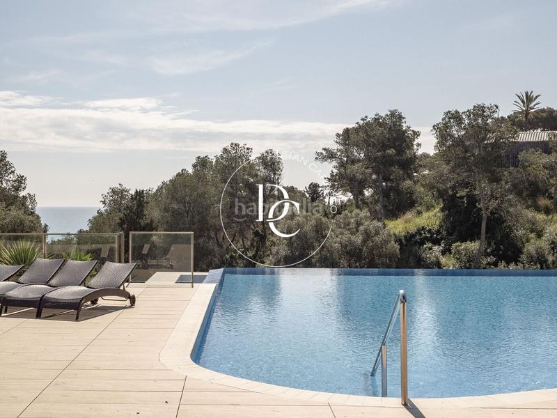 Foto 808fb1ff-4d9c-46c1-a55a-be460c9e2588. Dúplex duplex de 177 m2 con vistas y terraza en venta en cases del mar blaumar, en Sant Pere de Ribes