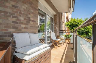 Piso  Carrer de la unió. Piso de 141 m2 en venta en centre, vilanova i la geltrú