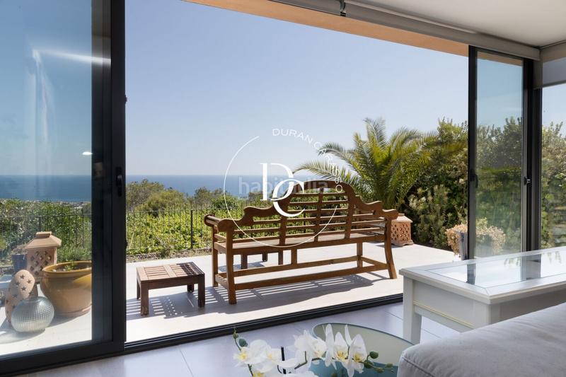 Foto 3a913fe3-ebdc-4f1f-a931-915926468961. Casa amb calefacció aparcament piscina a Levantina - Montgavina - Quintmar Sitges