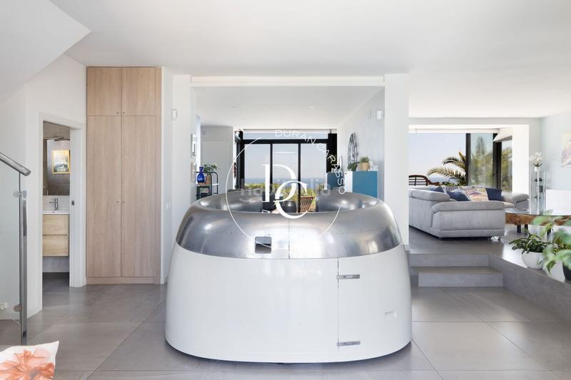 Foto 761beb4f-d494-435d-b5cf-7ec6c6227ada. Casa amb calefacció aparcament piscina a Levantina - Montgavina - Quintmar Sitges