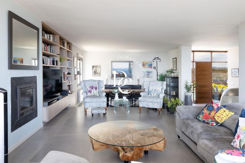 Foto c28ed2e0-12b6-414d-943c-0c54b1fa2664. Casa amb calefacció aparcament piscina a Levantina - Montgavina - Quintmar Sitges