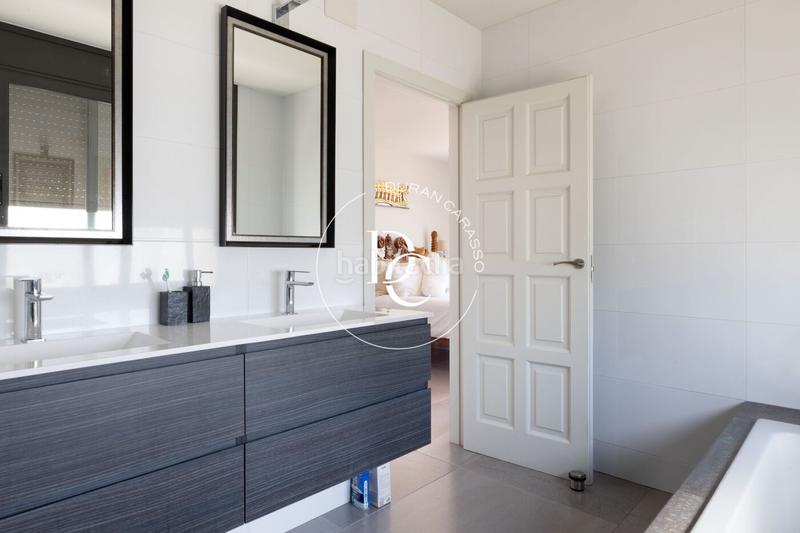 Foto c3bba010-51d5-4457-8de9-e83788b66264. Casa amb calefacció aparcament piscina a Levantina - Montgavina - Quintmar Sitges