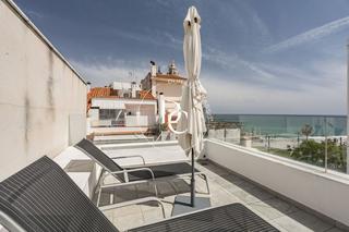 Maison  Carrer nou. Casa de lujo de 124 m2 con vistas en venta en sitges